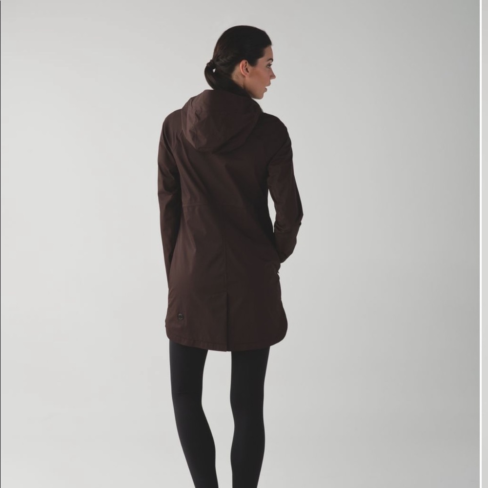 Lululemon Definitely Raining Jacket in Espresso